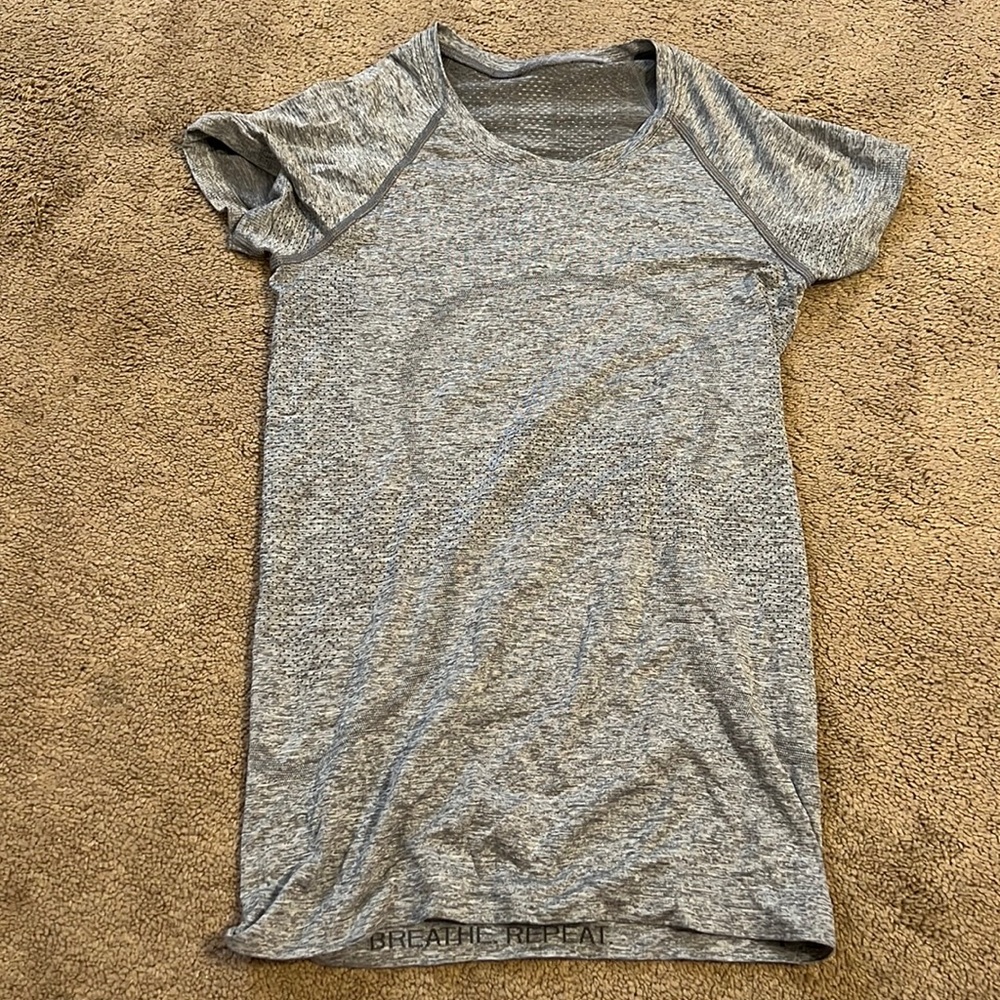Lululemon swiftly tech